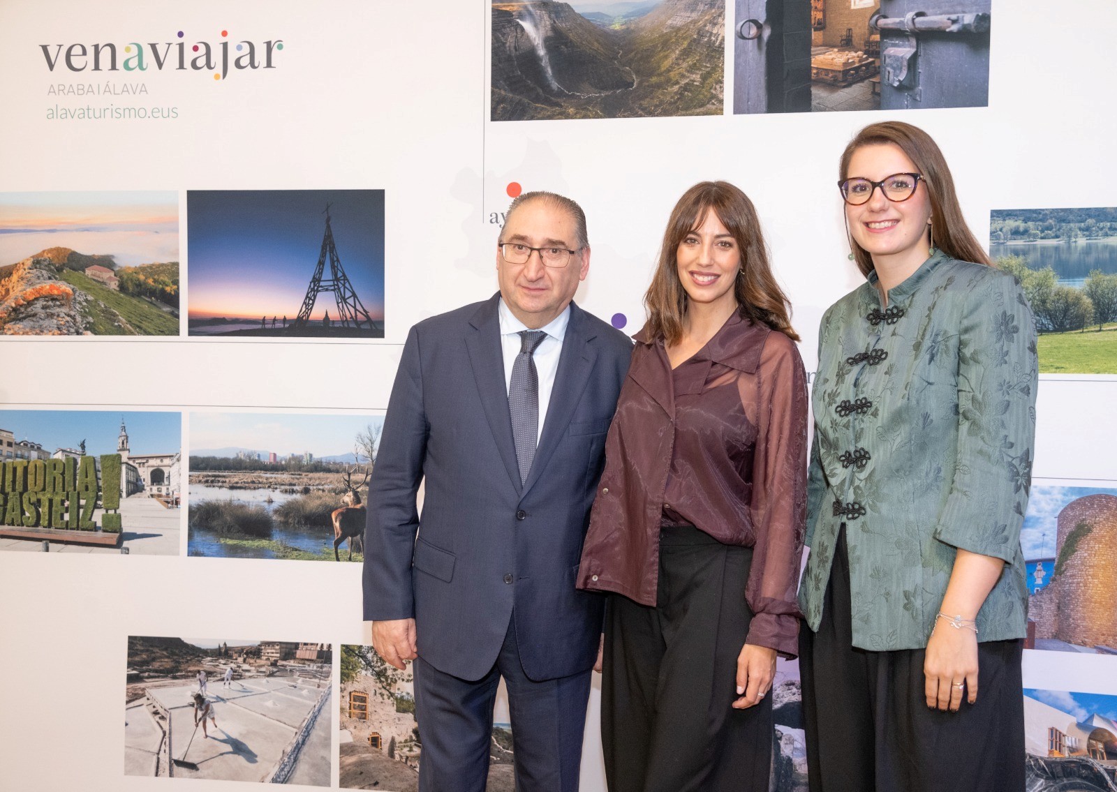 Álava and Vitoria-Gasteiz showcase their tourism offerings in Barcelona with almudena cid